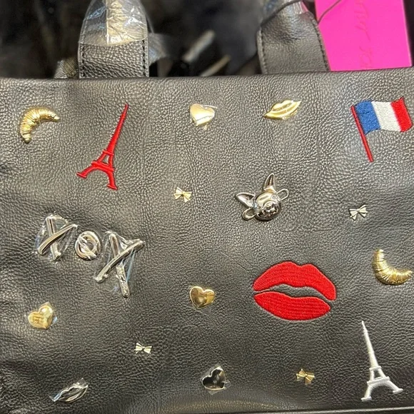 ❤️👄NWT-Betsey Johnson Nora Embossed Paris Charm Mini Tote👄❤️ - Picture 16 of 16